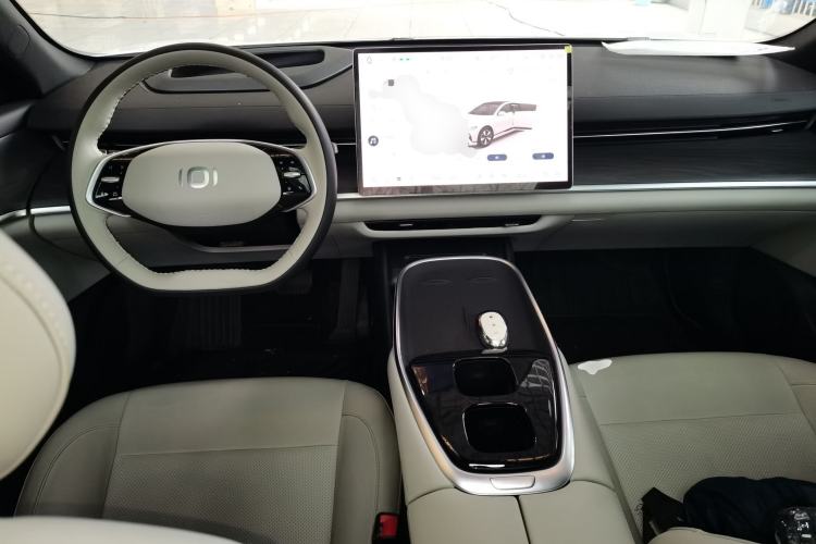 Used CHANGAN NEVO A07 2025 Blue Whale Range-Extending Model 140 Elite Version Center Console