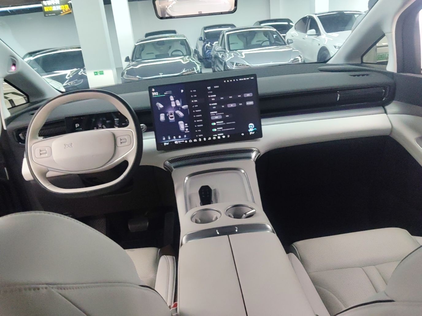 XPeng X9 2024 610 Long-Range Pro — снимка 12