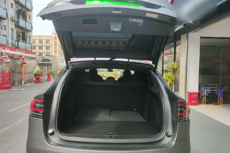 Used Tesla Model X 2019 Long-Range Version
