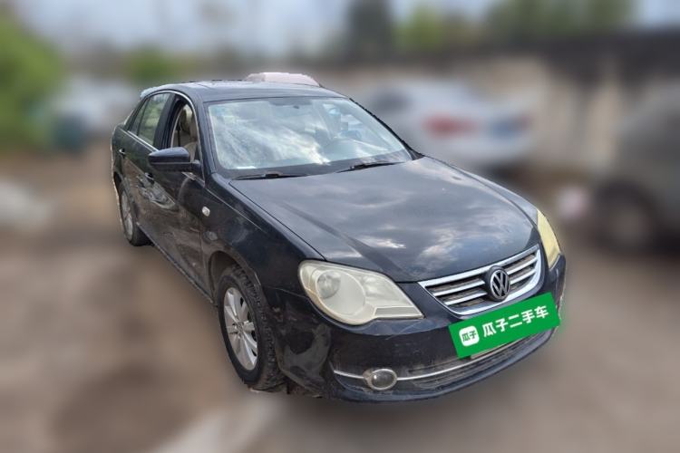 Used Volkswagen Bora 2012 1.6L Manual Comfort Model Front Right 45 Deg