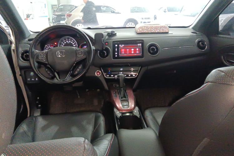 Used Honda XR-V 2015 1.8L VTi CVT Luxury Edition Center Console