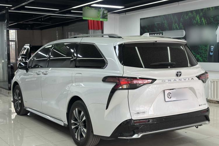 Used Toyota Granvia 2024 2.5L Hybrid Prestige PLUS Four-Wheel Drive Version
