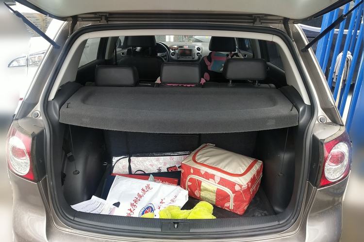 Used Volkswagen Golf 2011 1.4TSI Cross Golf Trunk