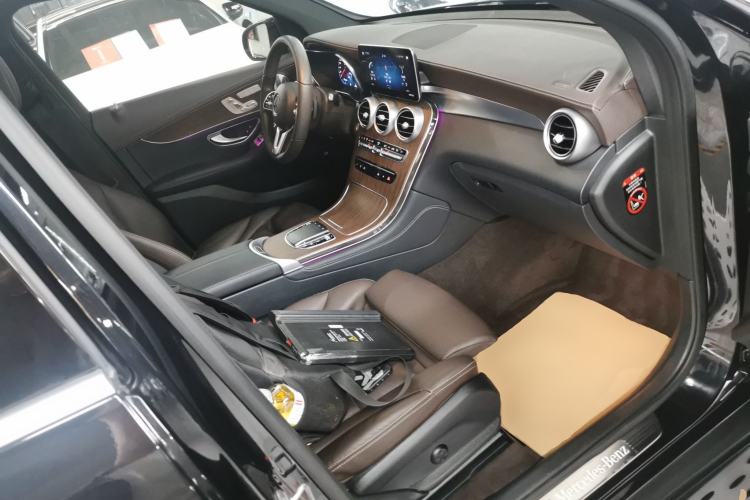 Used Mercedes-Benz GLC 2020 Facelift GLC 300 L 4MATIC Dynamic Edition
