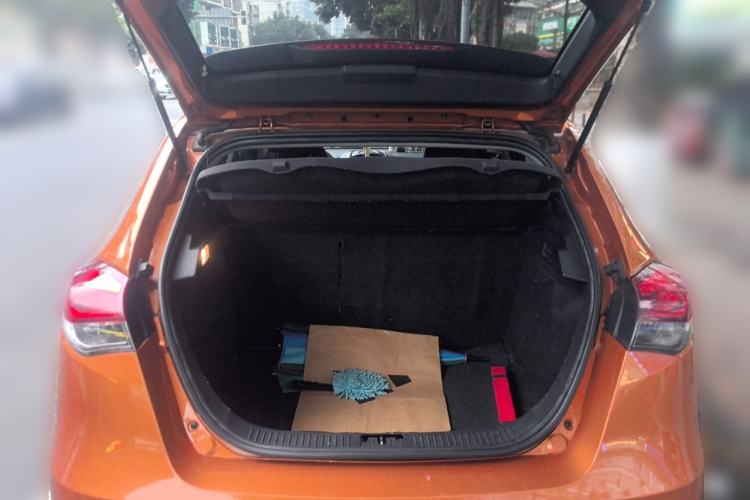 Used MG 5 2012 1.5L Manual Elite Edition
