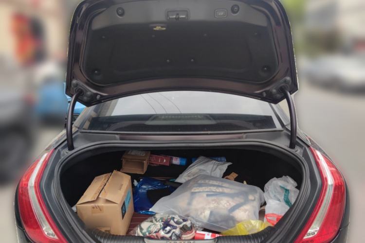 Used Jaguar XJ 2014 XJL 3.0 SC Two-Wheel-Drive Panoramic Business Edition