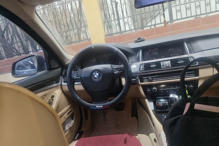 Used BMW 5 Series 2011 523Li Luxury Model