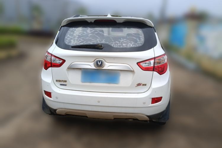 Used CHANGAN CS35 2016 1.6L Manual Luxury Model China IV Standard Rear