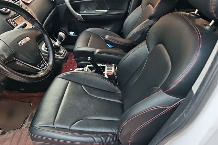 Used Haval H6 2016 Upgraded Model 1.5T Manual Two-Wheel Drive Urban Version
