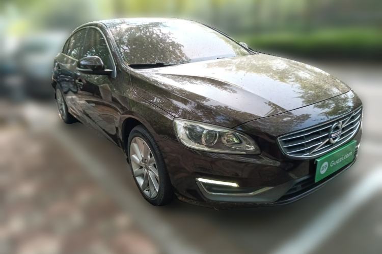 Used Volvo S60 2017 S60L T4 Smart Range Edition

