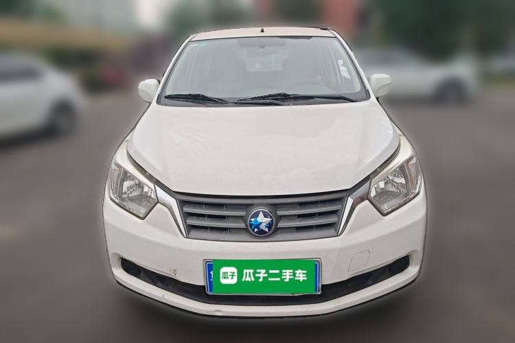 Used Venucia R50 2013 1.6L Automatic Fashion Edition
