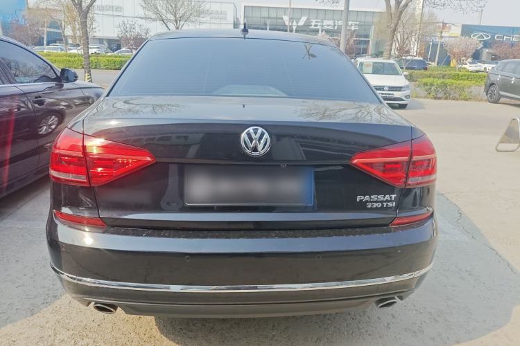 Used Volkswagen Passat 2017 330TSI DSG Luxury Edition