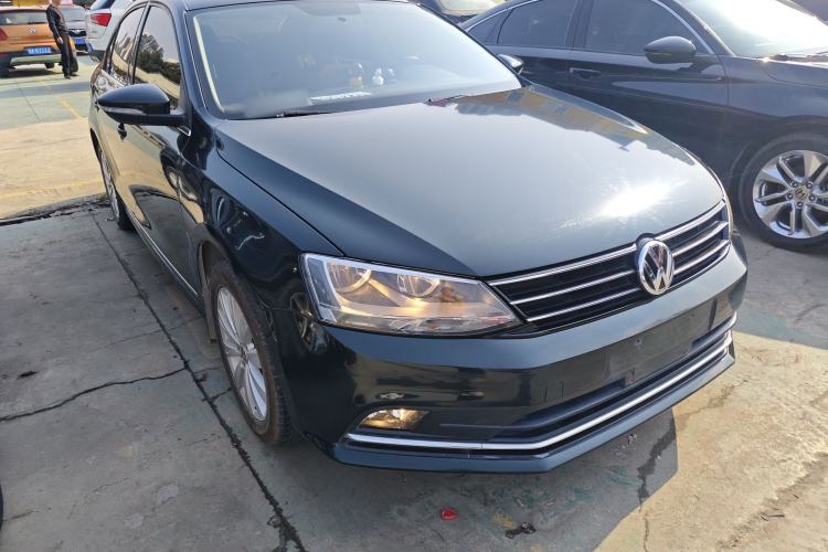 Used Volkswagen Sagitar 2016 230TSI 25th Anniversary Edition
