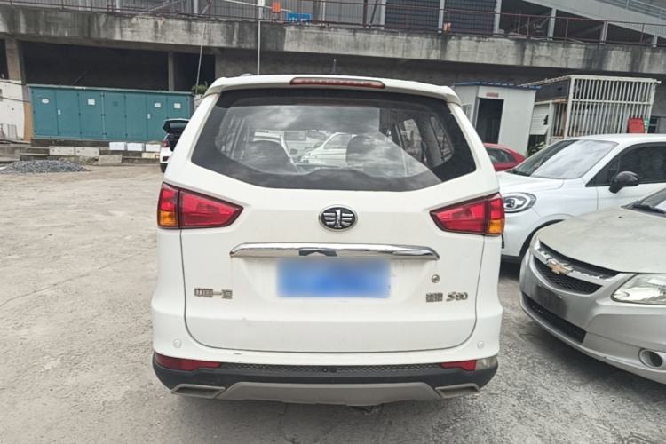 Used FAW Senya S80 2015 1.5L Manual 7-Seater Urban Edition
