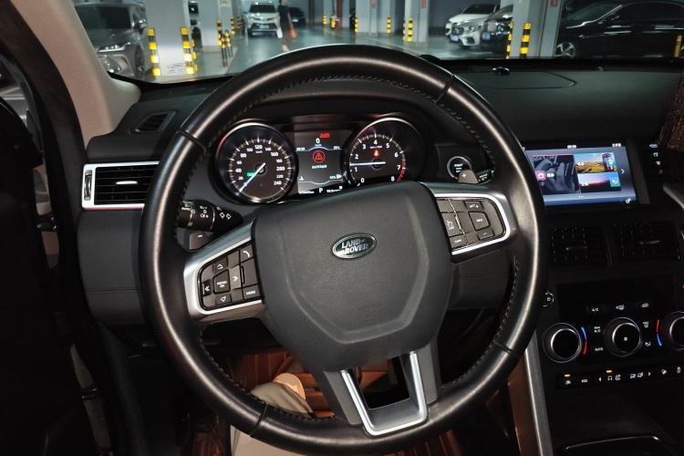 Used Land Rover Discovery Sport 2017 2.0T SE