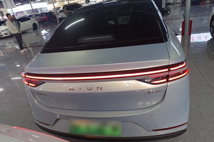 Used AION S Plus 2023 70 Executive Edition Lithium Iron Phosphate
