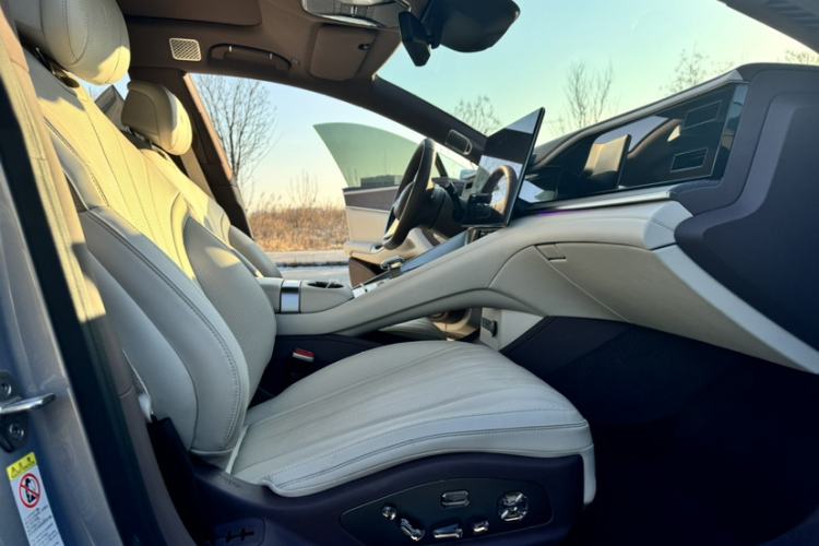 Used Denza Z9GT 2024 1100 Four-Wheel Drive Ultra Version