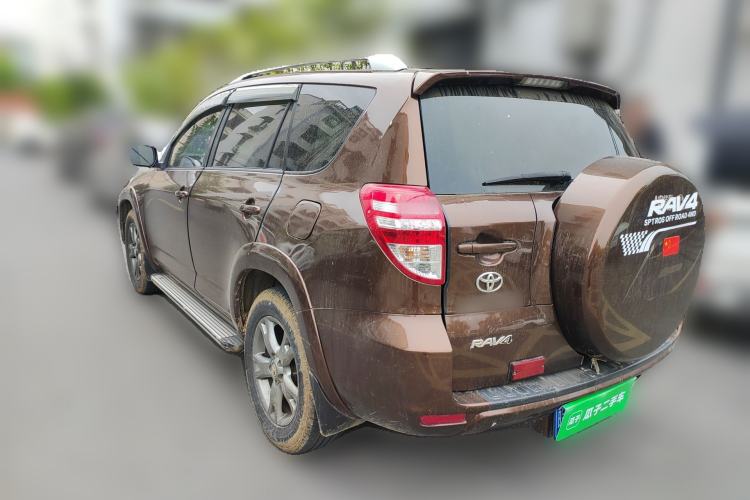 Used Toyota RAV4 2012 Luxurious Edition 2.0L Automatic All-Wheel Drive