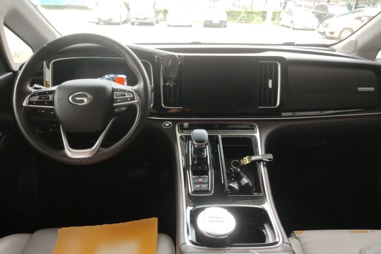 Used GAC Trumpchi M8 2021 Master Series 390T Ultimate Edition Center Console