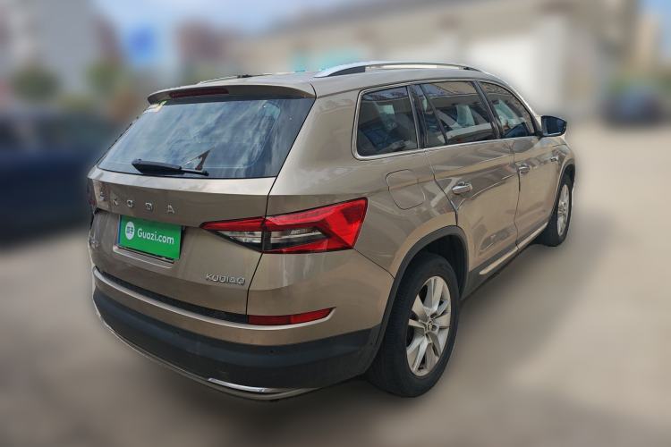 Used Skoda Kodiaq 2019 Facelifted TSI330 5-Seater Two-Wheel-Drive Luxury Enjoyment Edition China VI Standard Rear Right 45 Deg