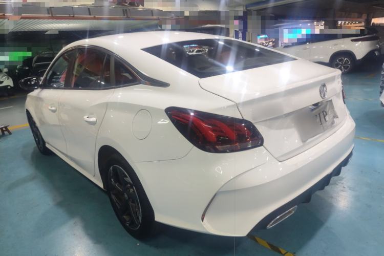 Used MG 5 2022 300TGI DCT Chao Yue Luxury Edition
