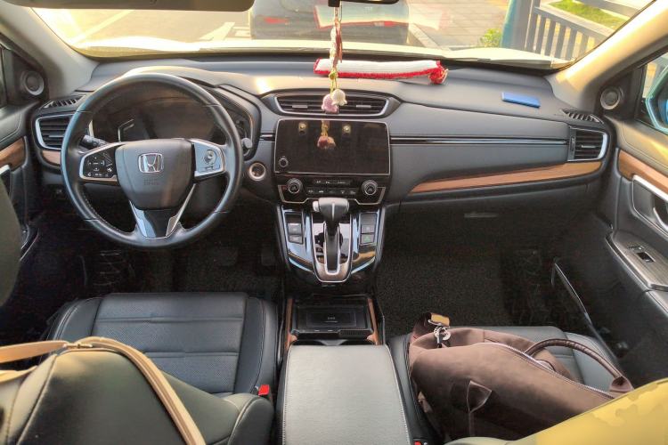 Used Honda CR-V 2017 240TURBO CVT Front-Wheel Drive Fashion Edition
