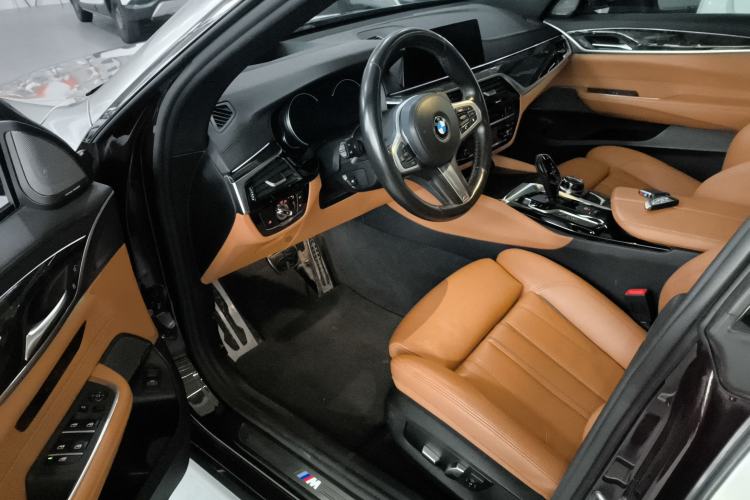 Used BMW 6 Series GT 2018 630i M Sport Package Driver Seat