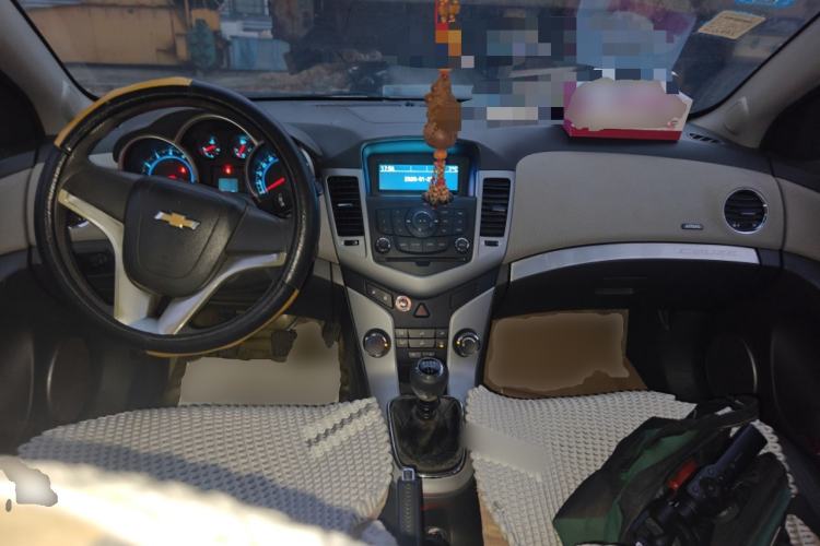 Used Chevrolet Cruze 2011 1.6L SE MT Transformers Edition