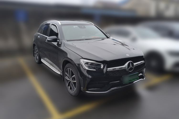 Used Mercedes-Benz GLC 2021 GLC 300 L 4MATIC Dynamic Model Front Right 45 Deg