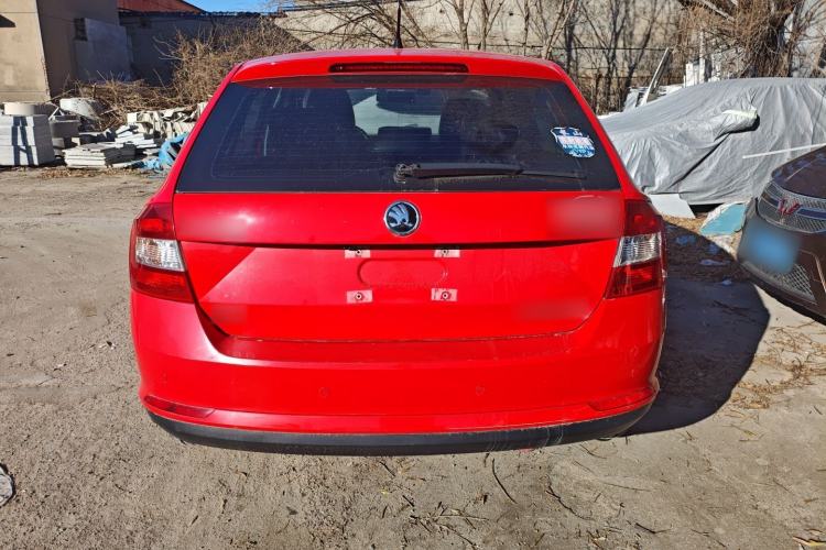 Used Skoda Rapid Spaceback 2016 Revised Version 1.6L Automatic Front-Drive Edition
