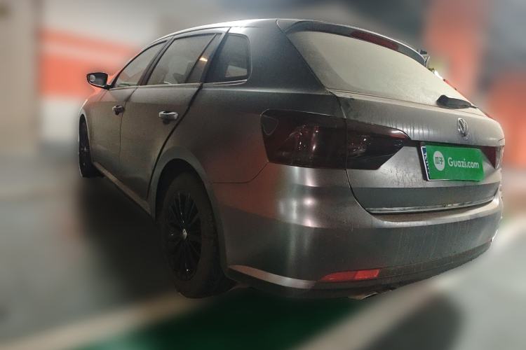 Used Volkswagen Gran Lavida 2013 1.4 TSI Manual Comfort Model Rear Left 45 Deg