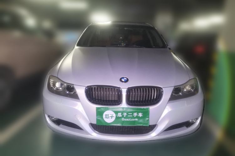 Used BMW 3 Series 2010 320i Luxury Model