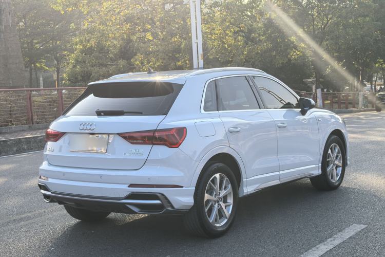 Used Audi Q3 2019 35 TFSI Advanced Dynamic Edition
