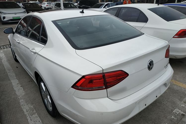 Used Volkswagen Lamando 2017 230TSI DSG Fashion Edition