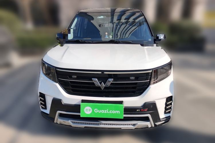 Used Wuling Hongguang PLUS 2019 1.5T Manual Comfort Version 7 Seats
