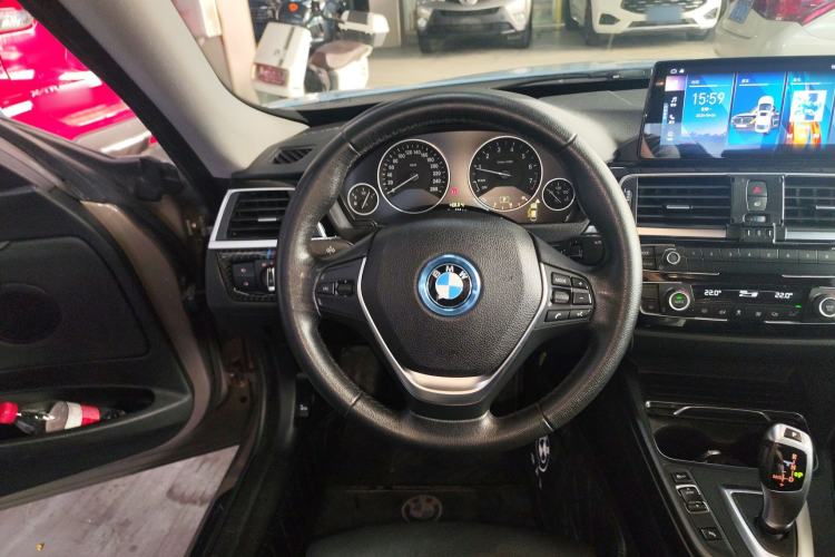 Used BMW 3 Series GT 2018 320i Sport Edition
