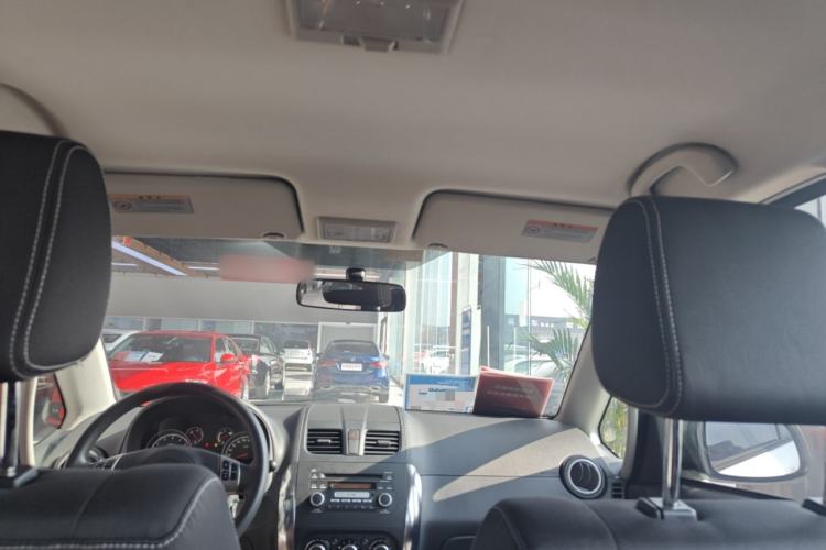 Used Suzuki SX4 2016 1.6L Manual Classic Edition
