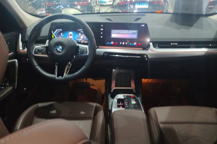 Used BMW X1 2023 sDrive25Li M Sport Package Center Console