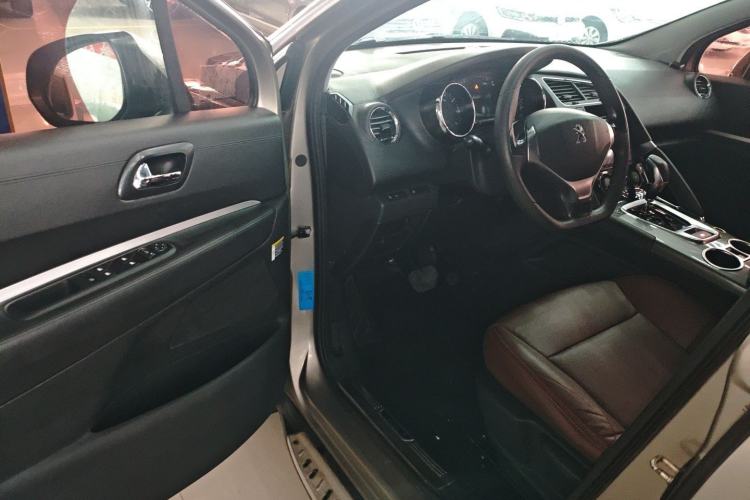 Used Peugeot 3008 2016 2.0L Automatic Standard Edition
