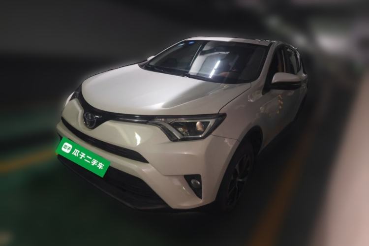 Used Toyota RAV4 2019 2.0L CVT Two-Wheel Drive Pioneer Edition China VI Standard