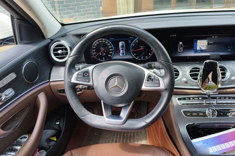 Used Mercedes-Benz E-Class 2018 E 300 L Sporty and Stylish Model
