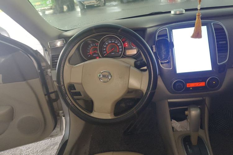 Used Nissan Sylphy 2012 Classic 1.6XE Automatic Comfort Edition Steering Wheel