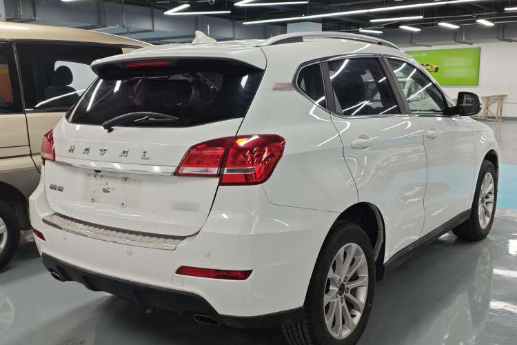 Used Haval H2 2018 Red-Label 1.5T Manual Two-Wheel Drive Luxury Model