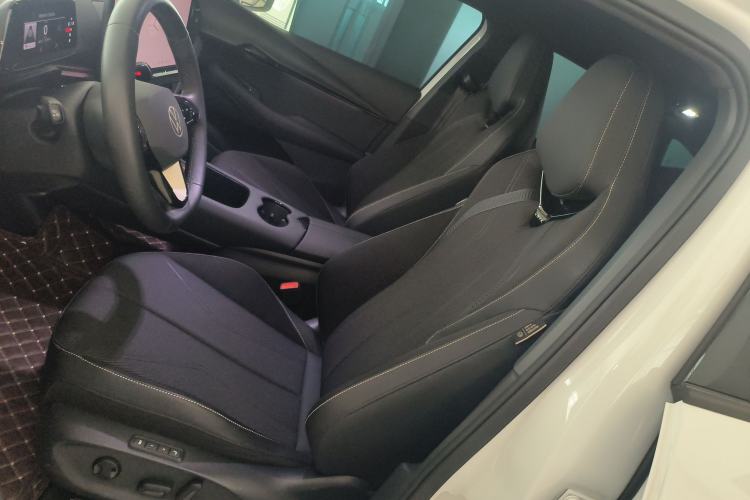 Used Volkswagen ID.UNYX 2024 Pro Long-Range Version
