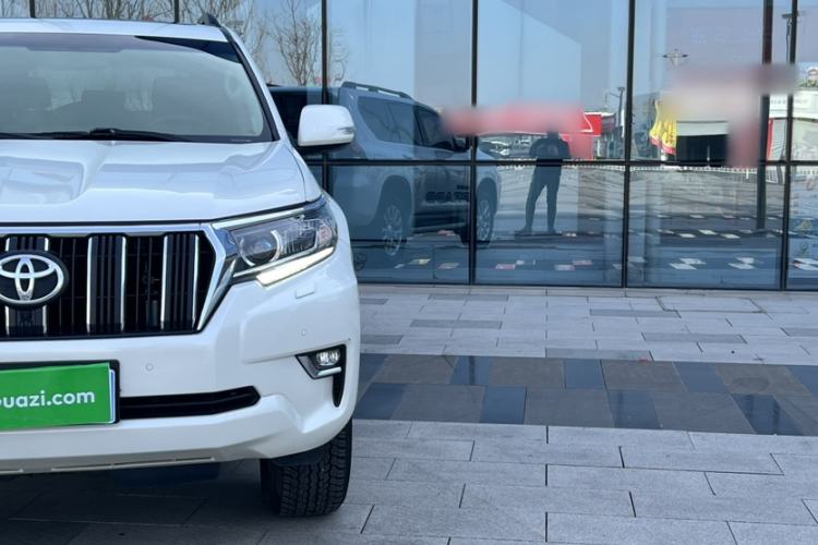 Used Toyota Prado 2018 3.5L Automatic TX-L with Rear-Mounted Spare Tire
