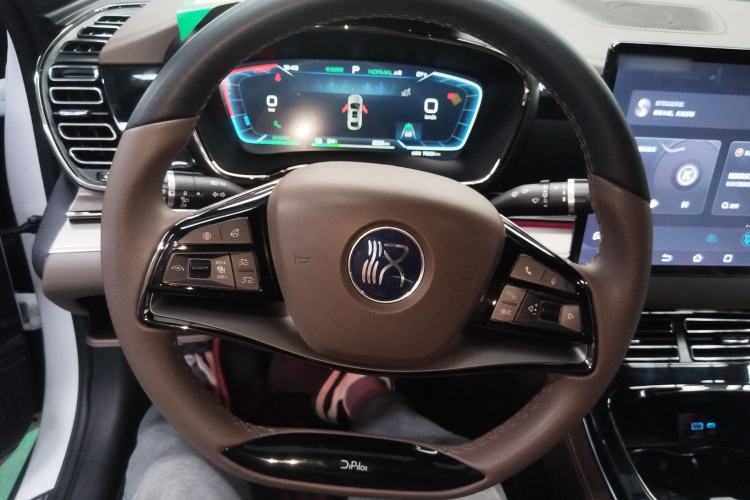 Used BYD Han 2023 EV Champion Edition 605KM Front-Drive Premium Model