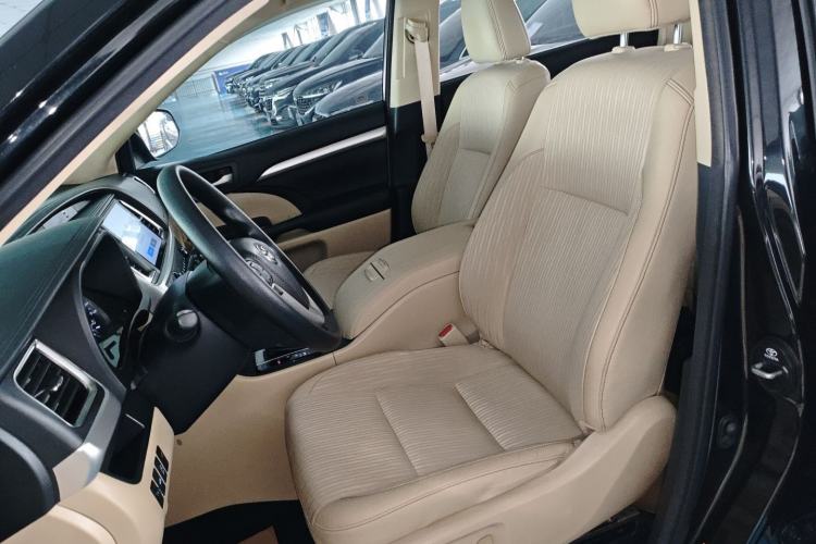 Used Toyota Highlander 2018 2.0T Two-Wheel Drive Elite Edition 7 Seats Emission Standard China V Left Front Seat