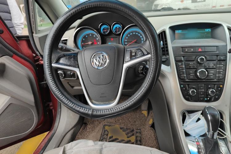 Used Buick GT 2013 XT 1.6L Automatic Fashion Edition