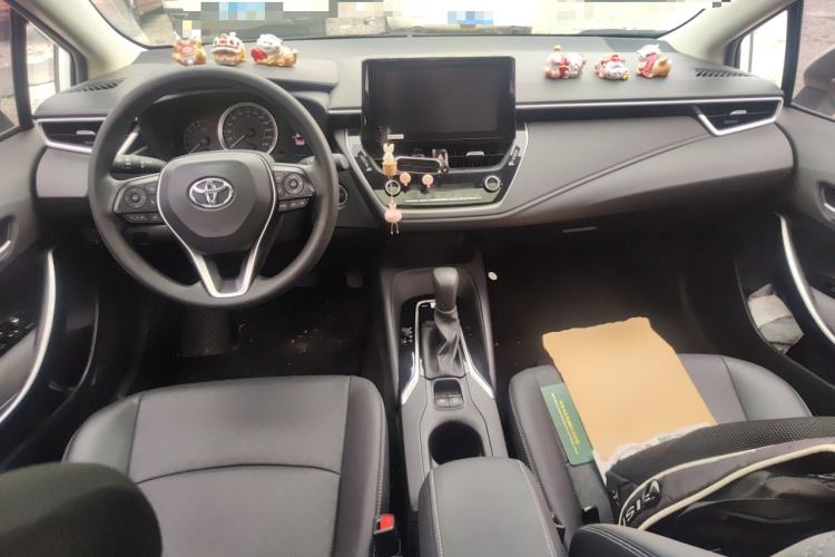 Used Toyota Allion 2021 2.0L Deluxe Edition Center Console