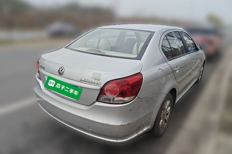 Used Volkswagen Lavida 2013 Classic 1.6L Manual Fashion Edition
